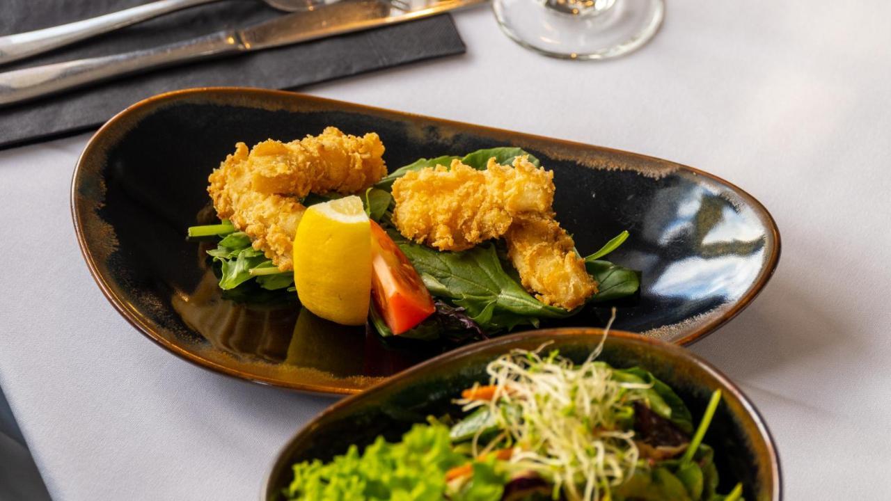 Centennial Court Hotel Alexandra Ngoại thất bức ảnh