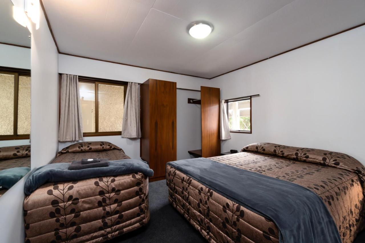 Centennial Court Hotel Alexandra Ngoại thất bức ảnh