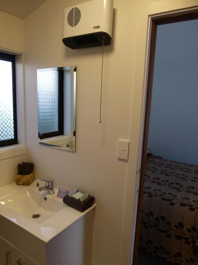 Centennial Court Hotel Alexandra Ngoại thất bức ảnh
